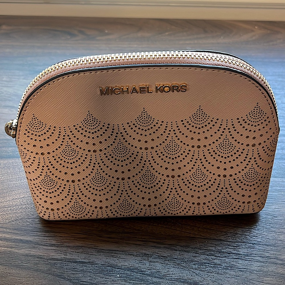 Michael Kors Makeup bag